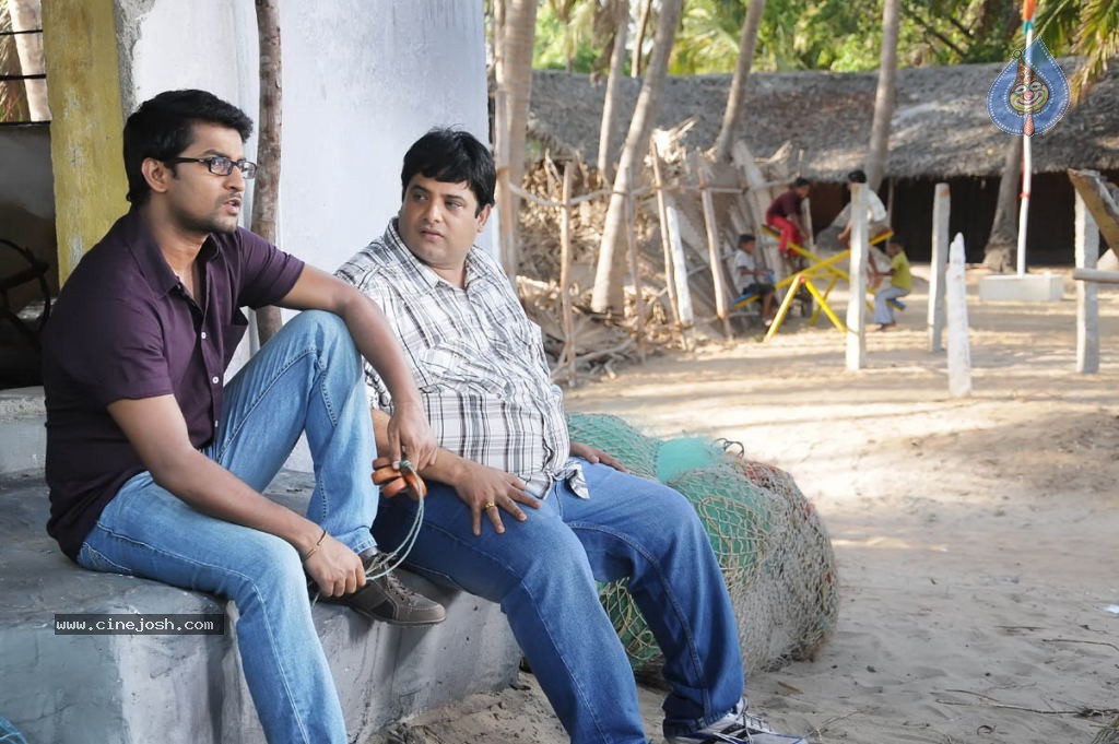 Yeto Vellipoyindi Manasu New Stills - 8 / 36 photos