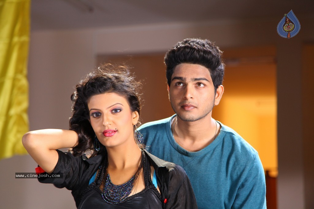 Yevariki Yevaru Stills n Walls - 26 / 40 photos