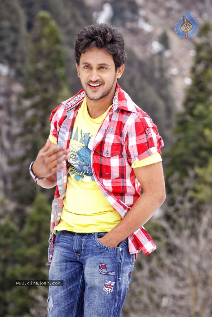 Youthful Love Movie Stills n Walls - 42 / 57 photos