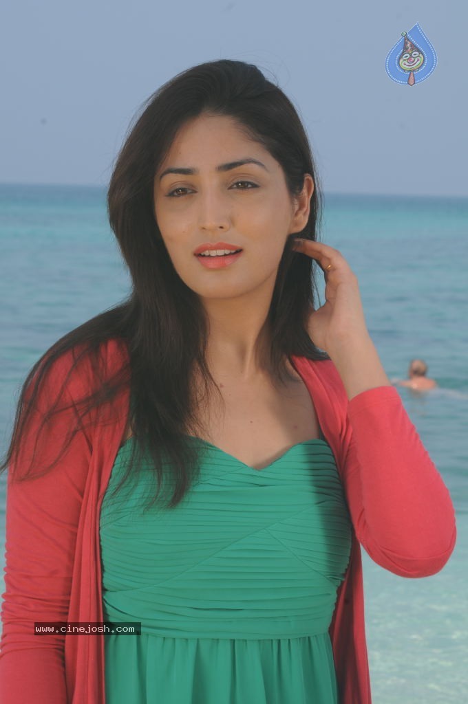 Yuddam Movie Latest Stills - 75 / 152 photos