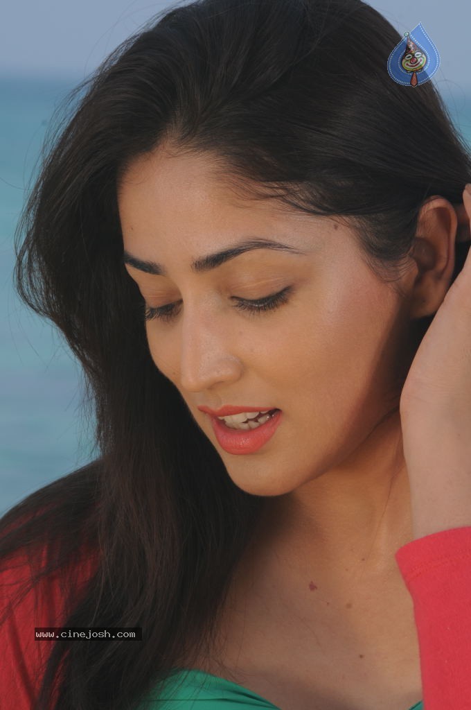 Yuddam Movie Latest Stills - 130 / 152 photos