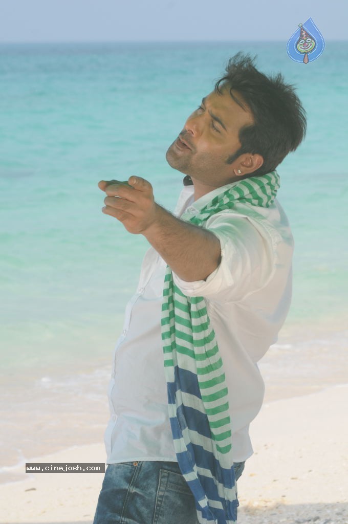 Yuddam Movie Latest Stills - 132 / 152 photos