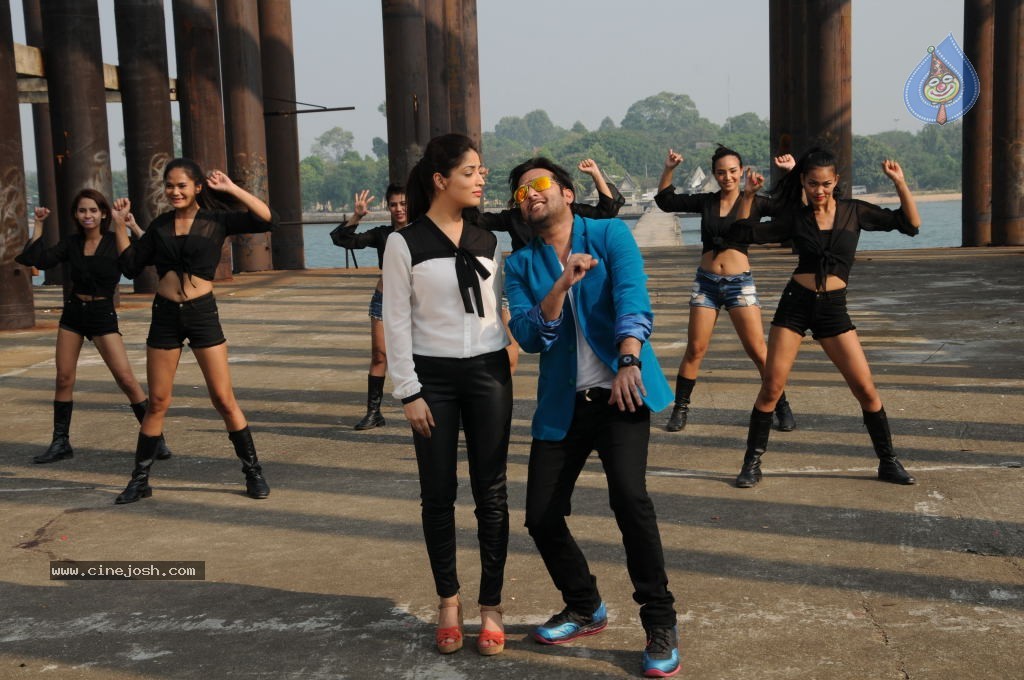 Yuddam Movie Latest Stills - 147 / 152 photos