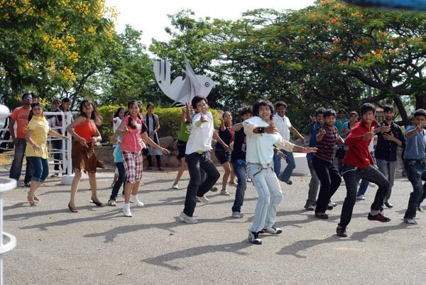 Yugalageetham Movie Stills - 13 / 75 photos