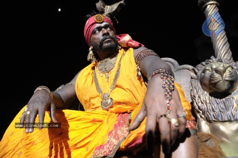 Yuganiki Okkadu Movie Latest Stills - 26 / 35 photos