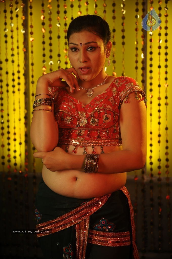 Yuva Nayakudu Movie Stills - 18 / 76 photos