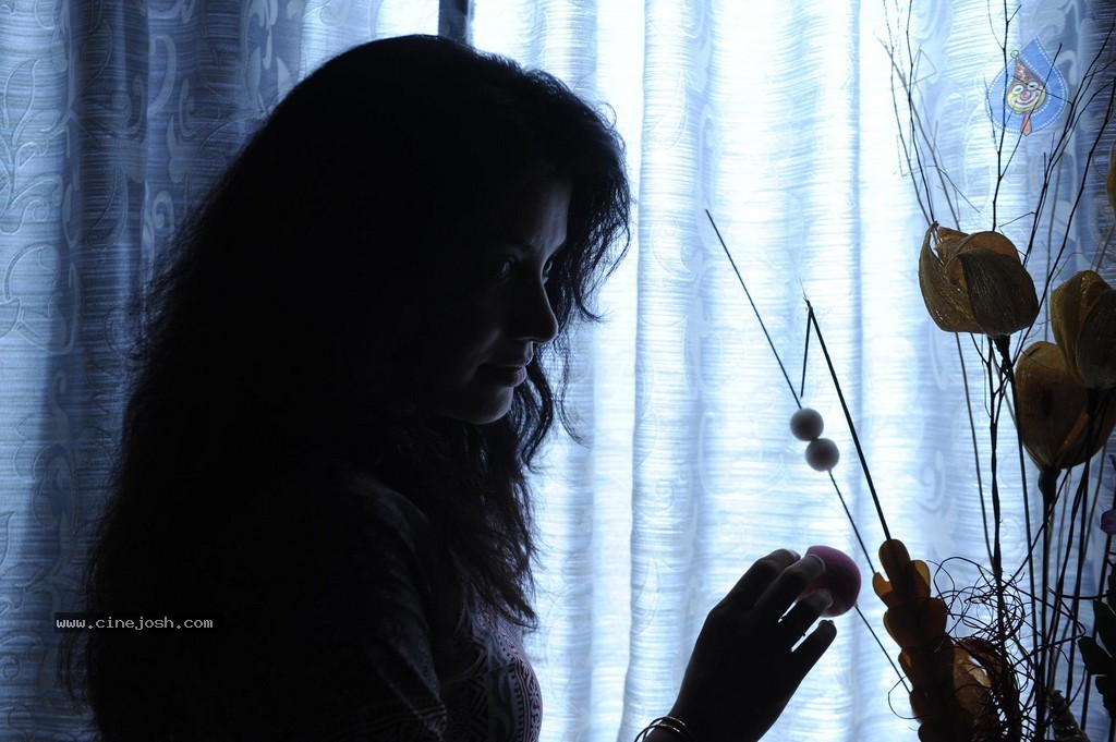 Zero Tamil Movie Stills - 11 / 11 photos