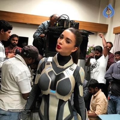 2.0 Amy Jackson Photos n Working Stills - 2 of 5