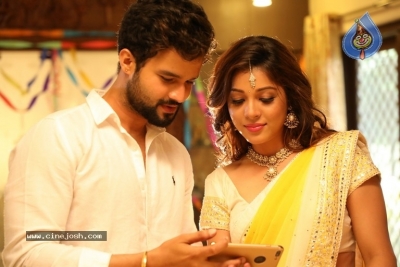 2 Friends Movie Stills And Posters - 30 of 34