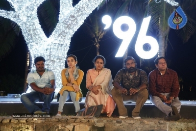 96 Movie Stills - 2 of 12