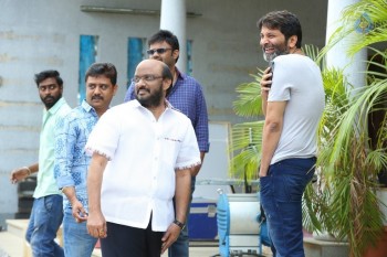 A Aa Movie Latest Posters and Photos - 31 of 57