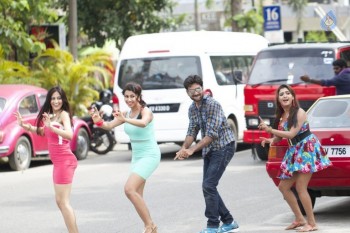 Aata Movie Photos and Posters - 25 of 37