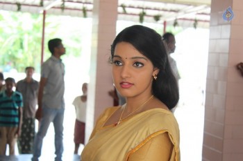 Ammayilanthe Adho Type Movie Photos - 6 of 9
