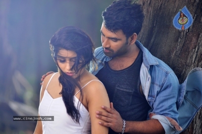 Anthaku Minchi Movie New Stills - 4 of 11