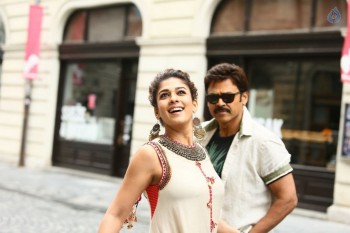 Babu Bangaram Movie Gallery - 21 of 31