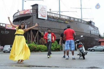 Balapam Patti Bhama Odilo Movie Photos and Posters - 13 of 30