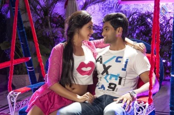 Chal Chal Gurram Movie Stills - 24 of 25