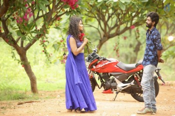 Chinni Chinni Ashalu Nalo Regene Photos - 5 of 6
