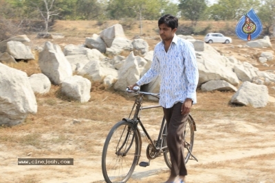 Chintakindi Mallesham Movie Stills - 18 of 22