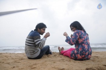 Dhana Dhan Posters and Photos - 12 of 19