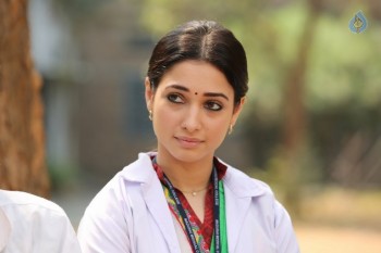 Dr Dharmaraju Mbbs Movie Photos - 4 of 11