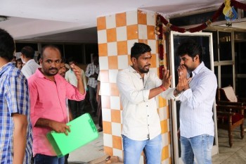 Enakku Vaaitha Adimaigal Tamil Film Photos - 1 of 29