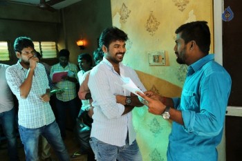 Enakku Vaaitha Adimaigal Tamil Film Photos - 27 of 29