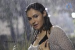 Endrendrum Punnagai Tamil Movie Stills - 10 of 21