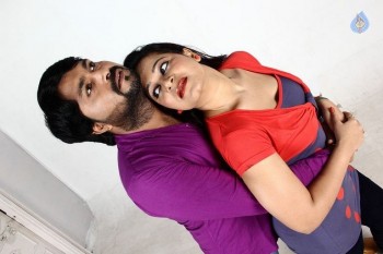 Ennai Piriyadhey Tamil Movie Photos - 4 of 41