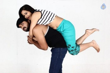 Ennai Piriyadhey Tamil Movie Photos - 30 of 41