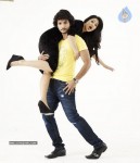 Ennamo Edho Tamil Movie New Photos - 4 of 24