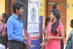 Ethir Neechal Tamil Movie Stills - 10 of 44