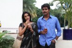 Ethir Neechal Tamil Movie Stills - 31 of 44