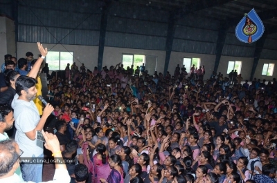 Evaru Team are in Vizag Avanthi College - 16 of 21
