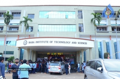 Evaru Team are in Vizag Baba Institute - 11 of 17