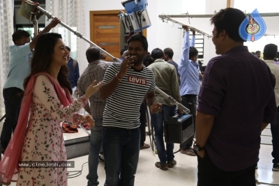 F2 Fun And Frustration Movie Working Stills - 1 of 8