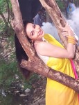 Flora Saini Stills in Akasamlo Sagam - 13 of 14