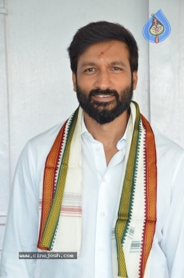 GopiChand New Film Opening Pics - 15 of 20