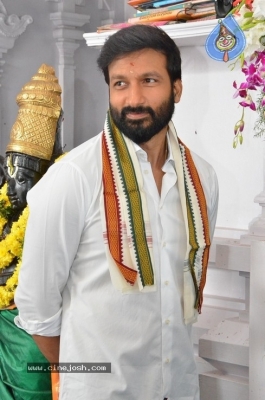 GopiChand New Film Opening Pics - 19 of 20