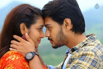 Iddari Madhya 18 Movie Photos - 4 of 20