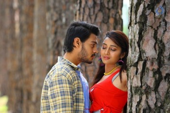 Iddari Madhya 18 Movie Photos - 5 of 20