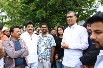 Iddari Madhya 18 Movie Photos - 9 of 20
