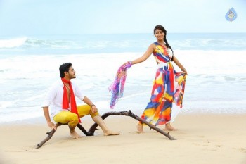 Iddari Madhya 18 Movie Stills - 2 of 46