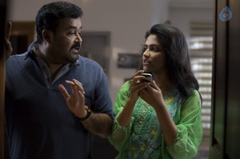 Iddaru Iddare Movie New Photos - 6 of 20