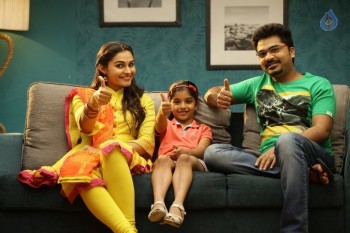 Idhu Namma Aalu Tamil Film Photos - 25 of 26
