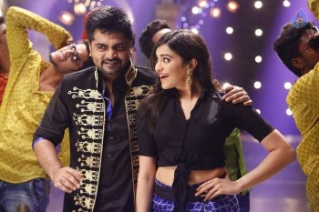 Idhu Namma Aalu Tamil Film Photos - 25 of 27