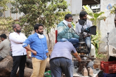 Inthalo Ennenni Vinthalo Movie Photos - 3 of 39
