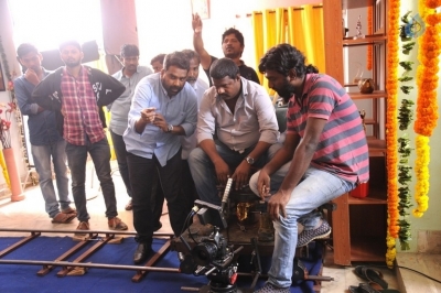 Inthalo Ennenni Vinthalo Movie Photos - 32 of 39