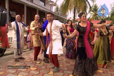 Iruvar Oppandham Movie Working Stills And Photos - 23 of 63