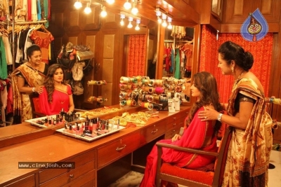 Iruvar Oppandham Movie Working Stills And Photos - 26 of 63